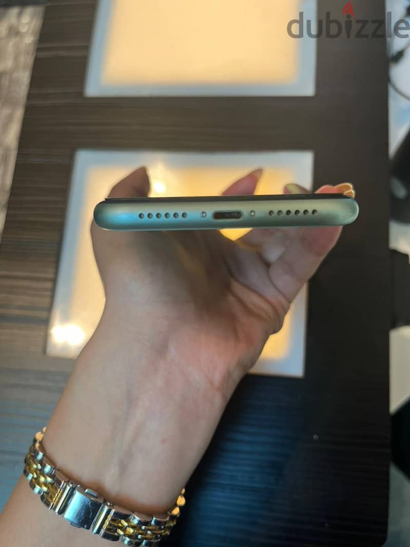 Apple - iPhone 11 2