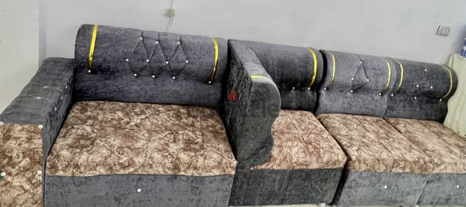 ركنه ٥ قطع استعمال نضيف بسعر قليل