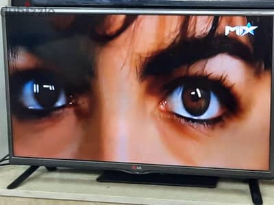 ل جي ٣٢بوصه full HD/LED مفهاش خدشه بلريموت و حوامل الاستاند الاصليين