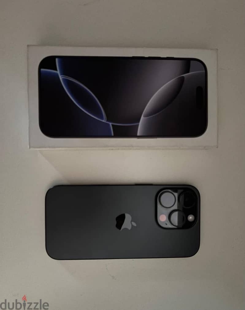 Apple - iPhone 16 Pro 3