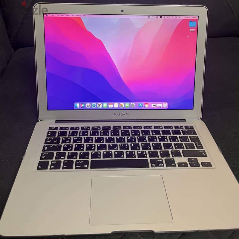 Macbook Air 2017 - Middle East Version 1