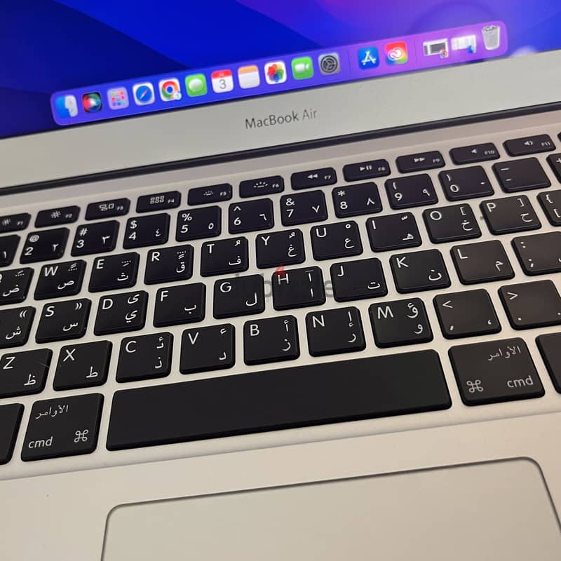 Macbook Air 2017 - Middle East Version 3