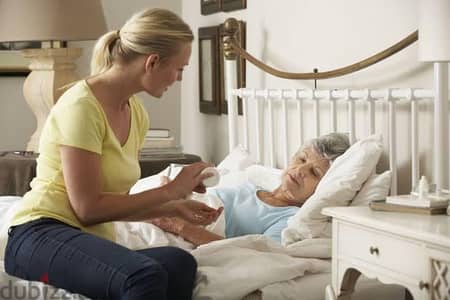 نوفرافضل الاسعار للتمريض المنزلي وجليسات للمسنين من الجنسين