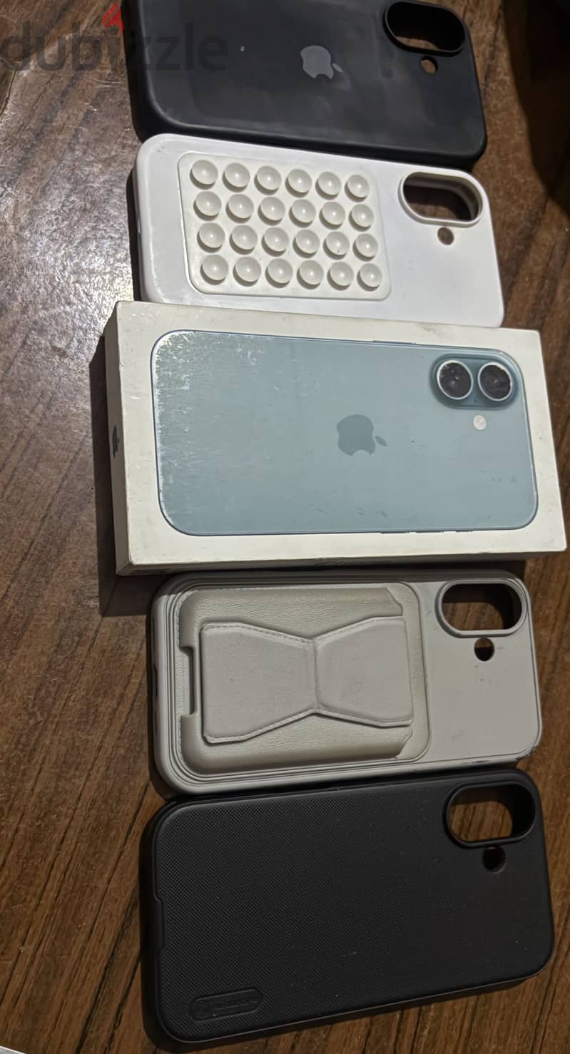 iPhone 16 like new 11