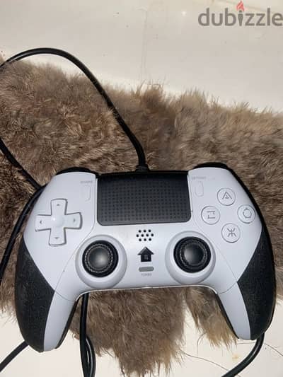 ps4 controllerدراع كوجار استعمال ٦شهور بيشتغل علي pc/ps4/ps5