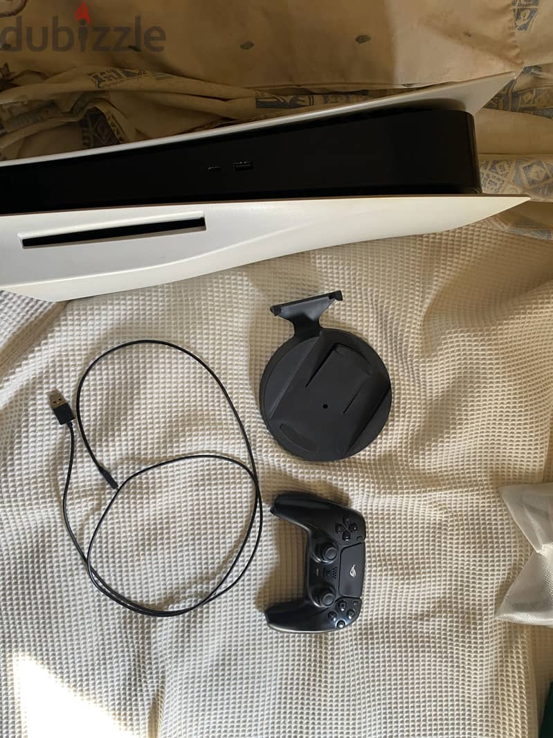 PS5 1TB CD edition (fat) + joystick + original cables + box 3