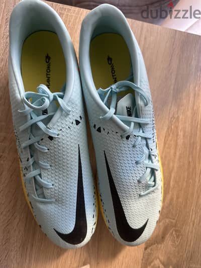 Nike phantom gt2 academy edition