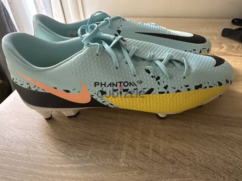 Nike phantom gt2 academy edition 1