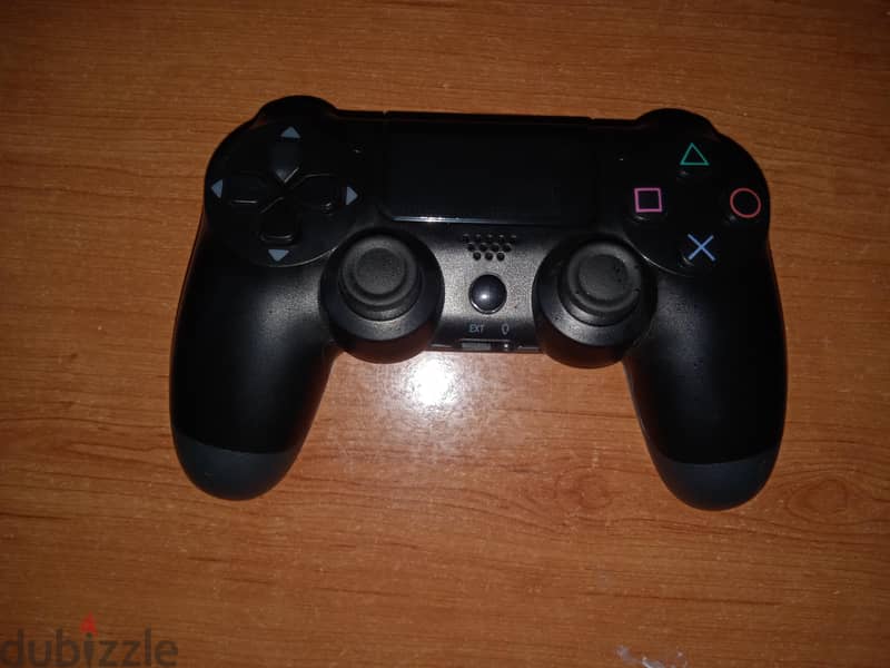 PS4 controller 1