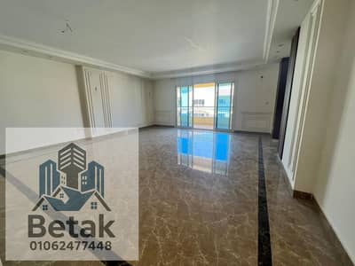 Opportunity to sell an apartment of 205m and a garage space - Anthonyades City Smoha