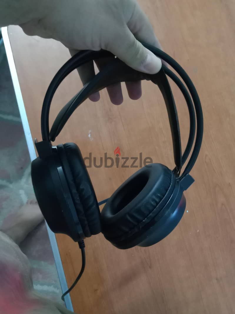 headphone 1