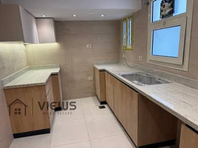 شقة 165م للايجار بالمطبخ و التكييفات ماونتن فيو اى سيتي Mountain view i city