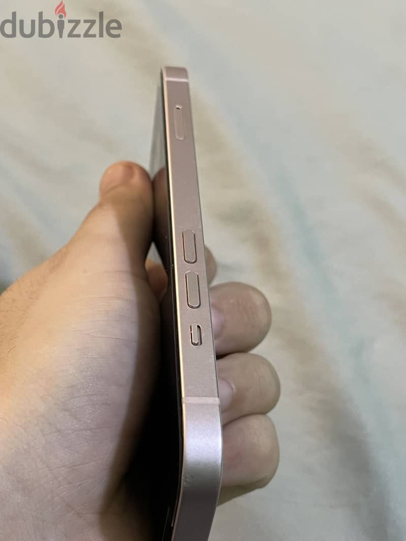iPhone 13 3