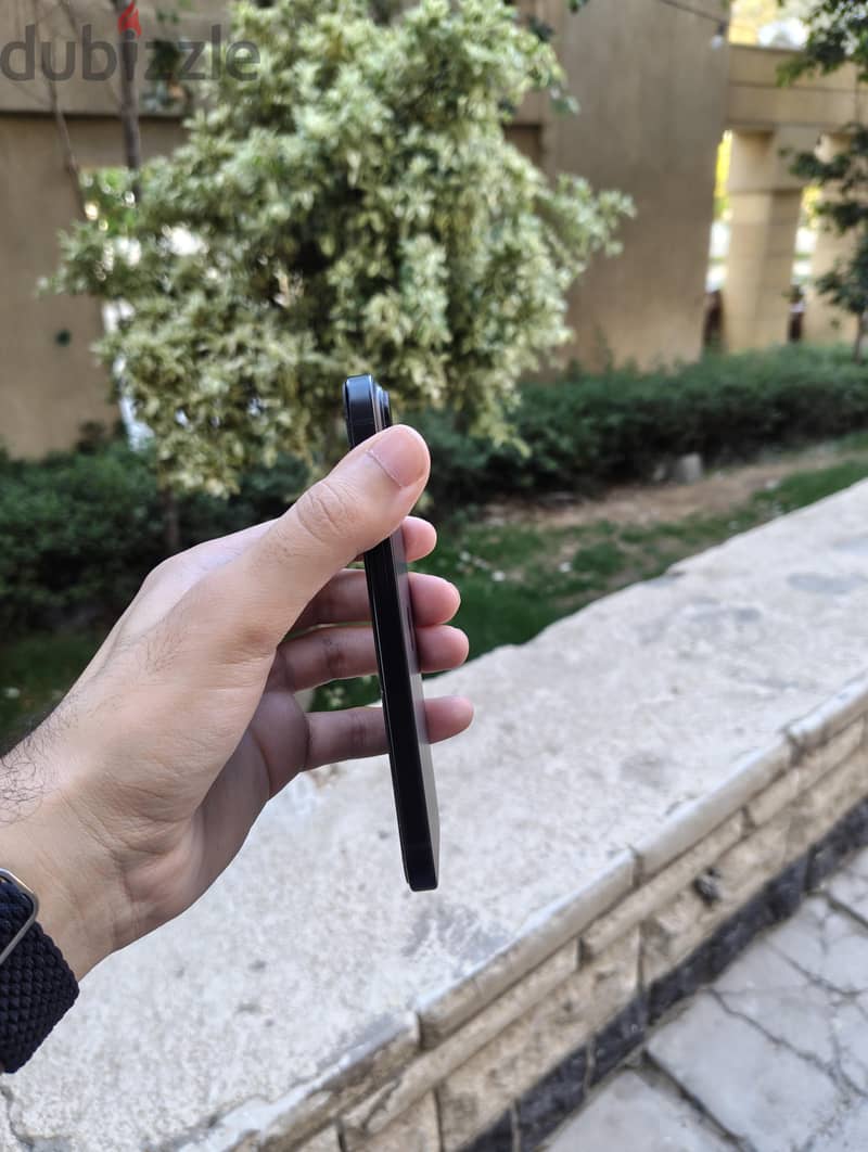 Apple - iPhone 15 2