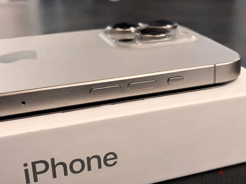 Apple - iPhone 15 Pro Max 2