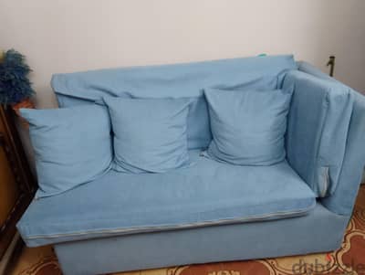 كنبه سرير بحاله جيدة