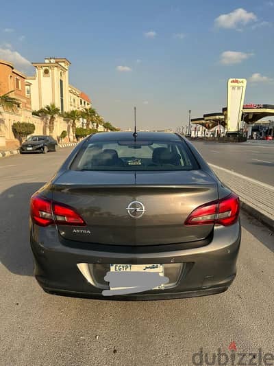 Opel Astra 2015