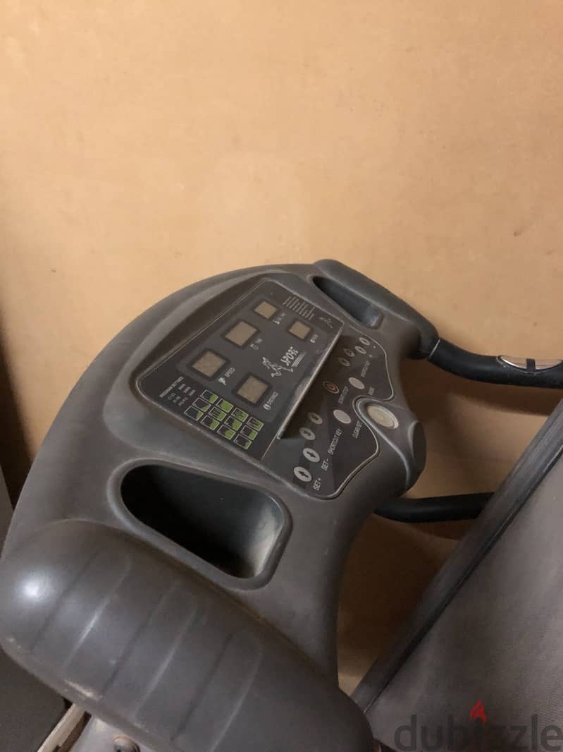 Used treadmill 1
