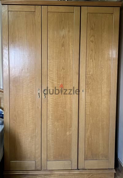 Excellent Wardrobe Used as New