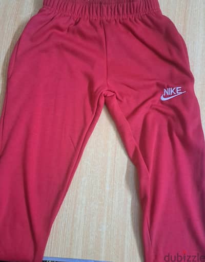 بنطلون رياضي نايكي (NIKE) - خامة قطن مريحة جداً - مقاس ميديام (M)