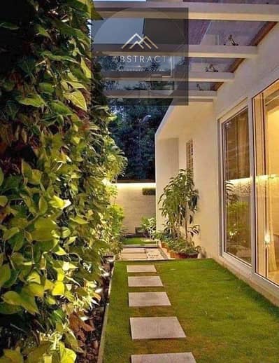 خصم 50 % و لا تقسيط علي 12 سنه اس فيلا للبيع في كمبوند  سراي القاهرة الجديدة | Sarai New Cairo بالقرب من المستقبل سيتي  وطريق السويس. و محور الامل