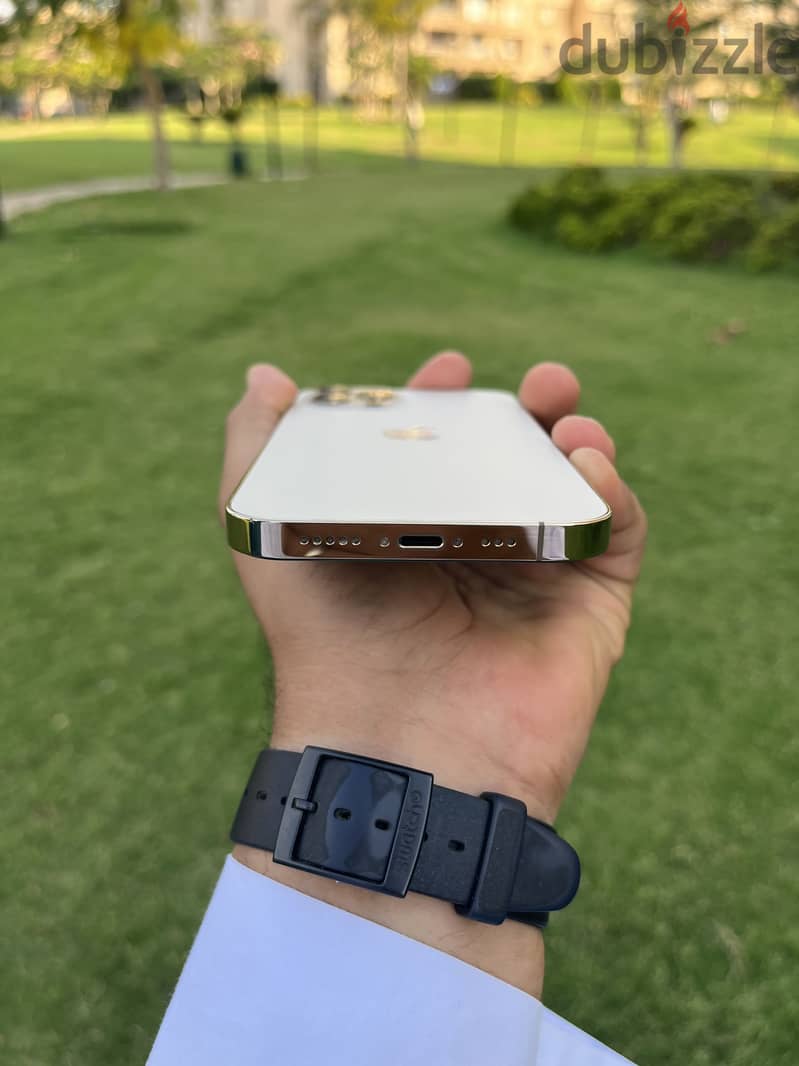 Apple - iPhone 12 Pro 9