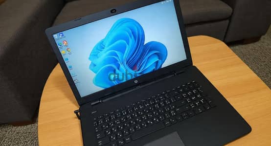 لابتوب HP مستعمل قليل جداا