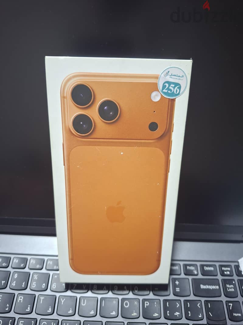 Apple - iPhone 17 Pro Max 2