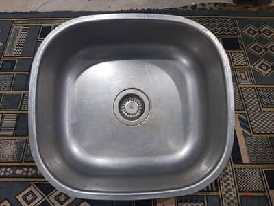 حوض استالس استعمال بسيط جدا