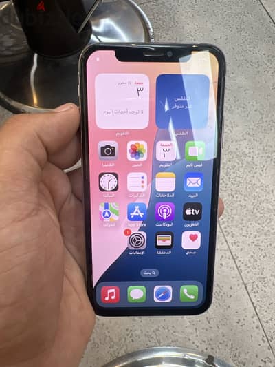 Apple - iPhone XS Apple - iPhone XS