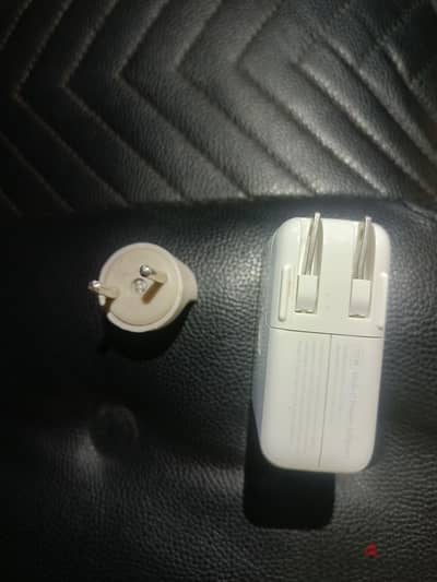 شاحن تابلت أبل