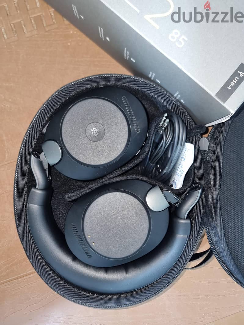 Jabra Evolve2 85 Wireless Headset 5
