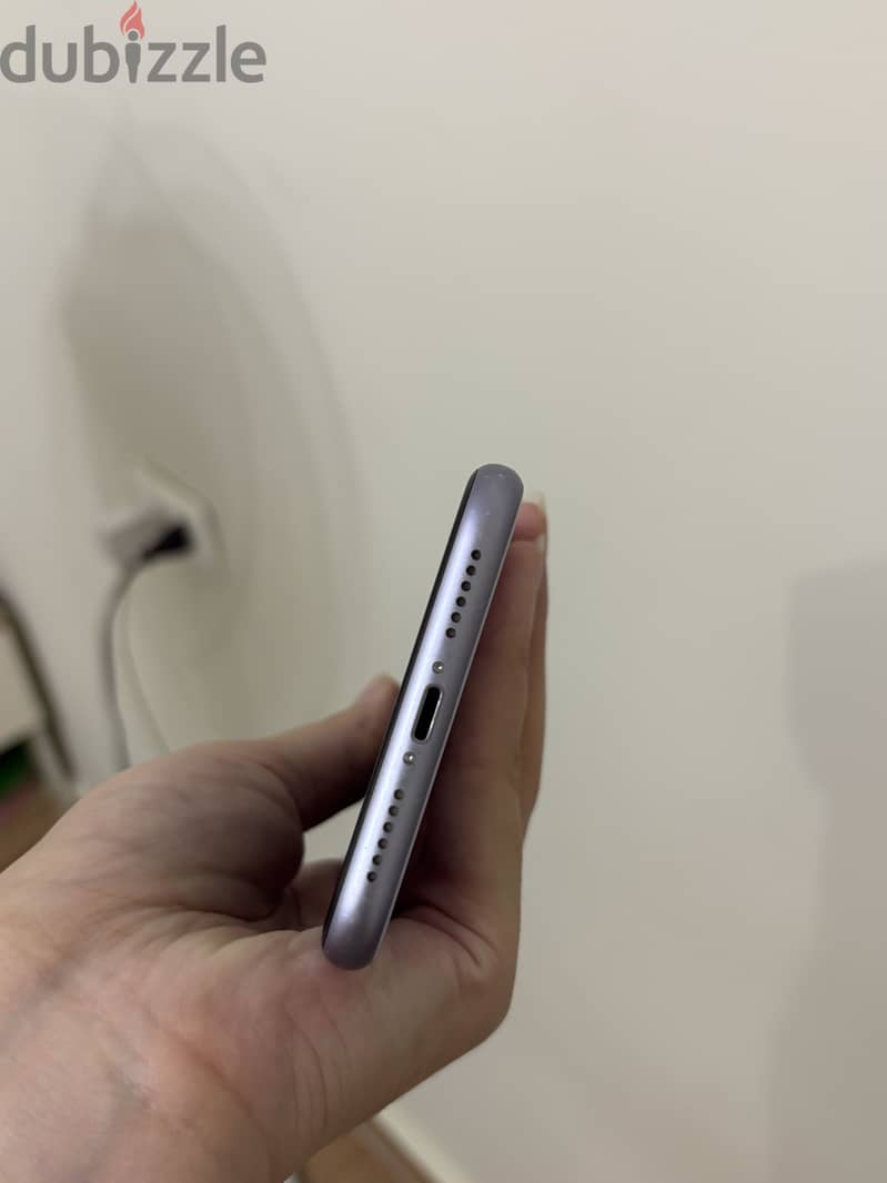 Apple - iPhone 11 4