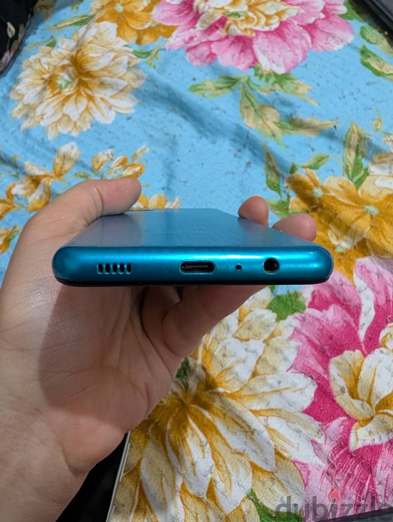 Samsung M12 1
