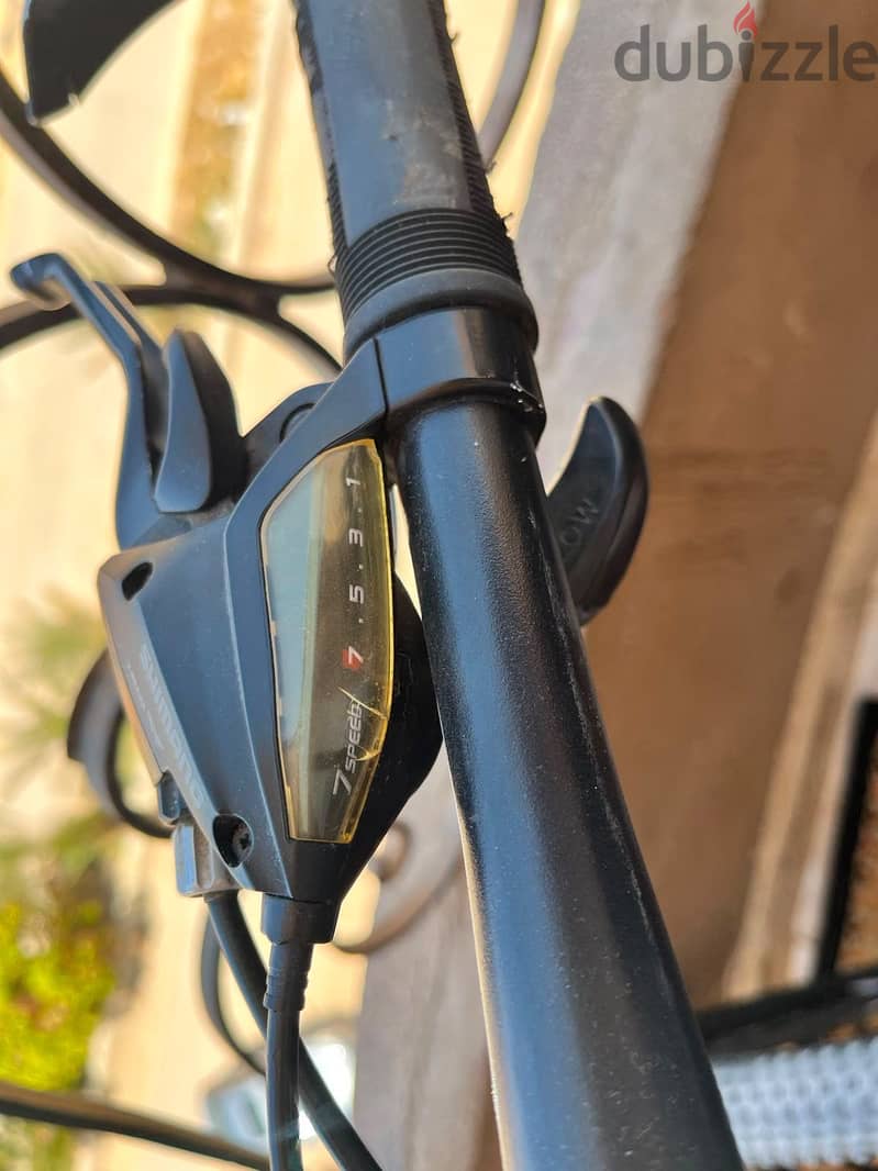 Trinx M136 8