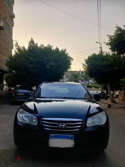 هيونداي إلينترا 2010