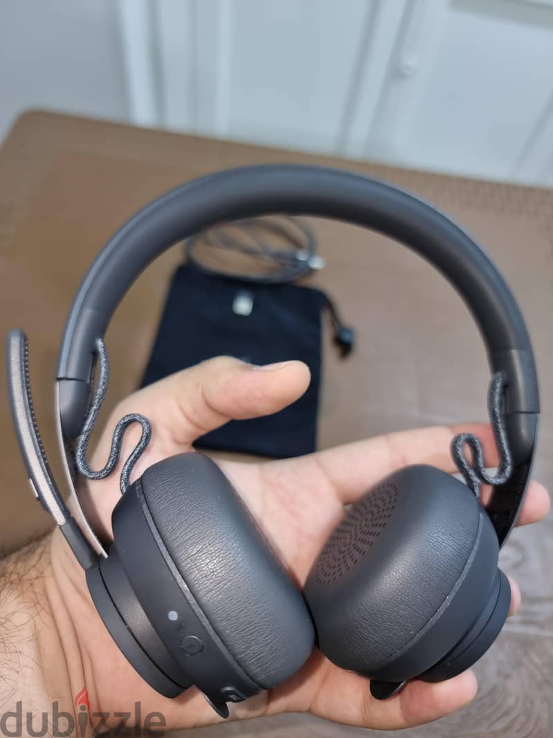 Logitech Zone Wireless Headset 4