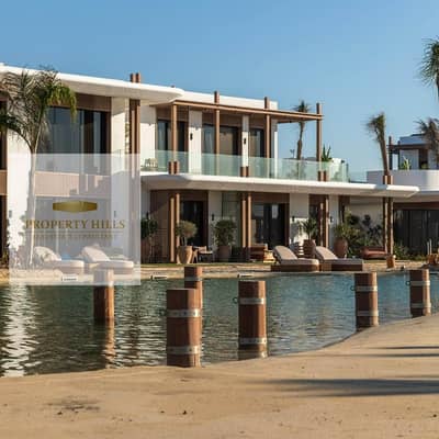 بفيو مميز جدا دايركت على لاجون شالية متشطب Very luxuries - برايم لوكيشن فى Zoya -  غزالة باى