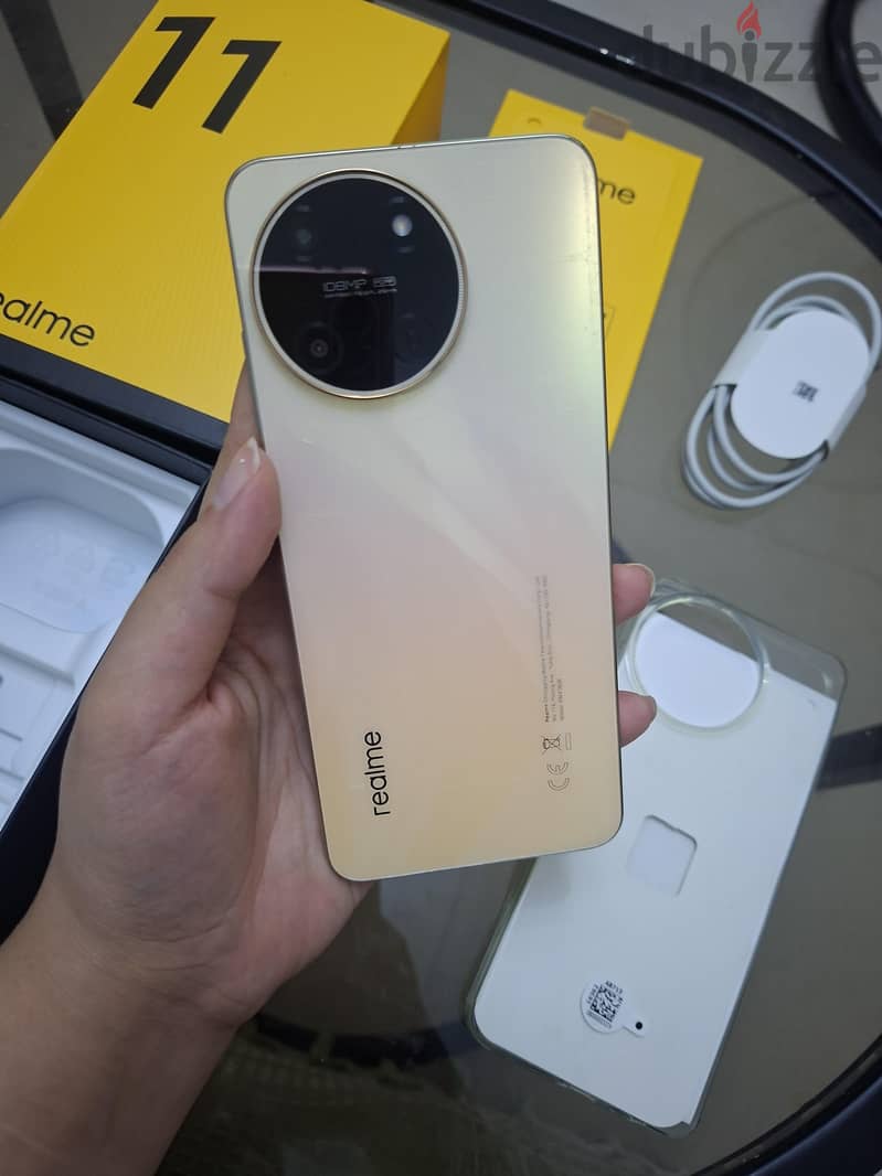 Realme 11 4