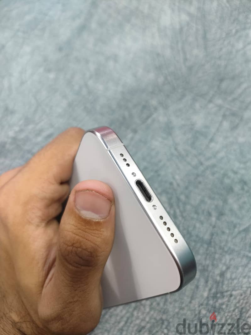 Apple - iPhone 15 Pro 4