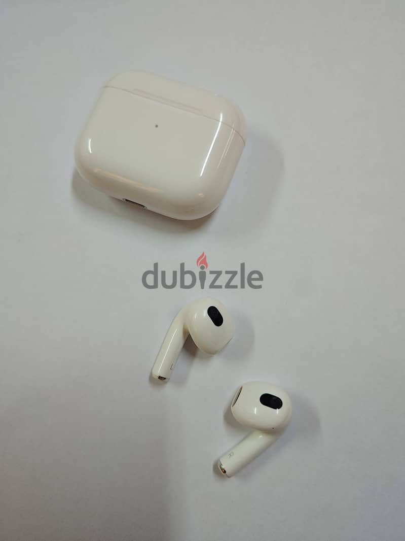 Apple earbuds 3 3
