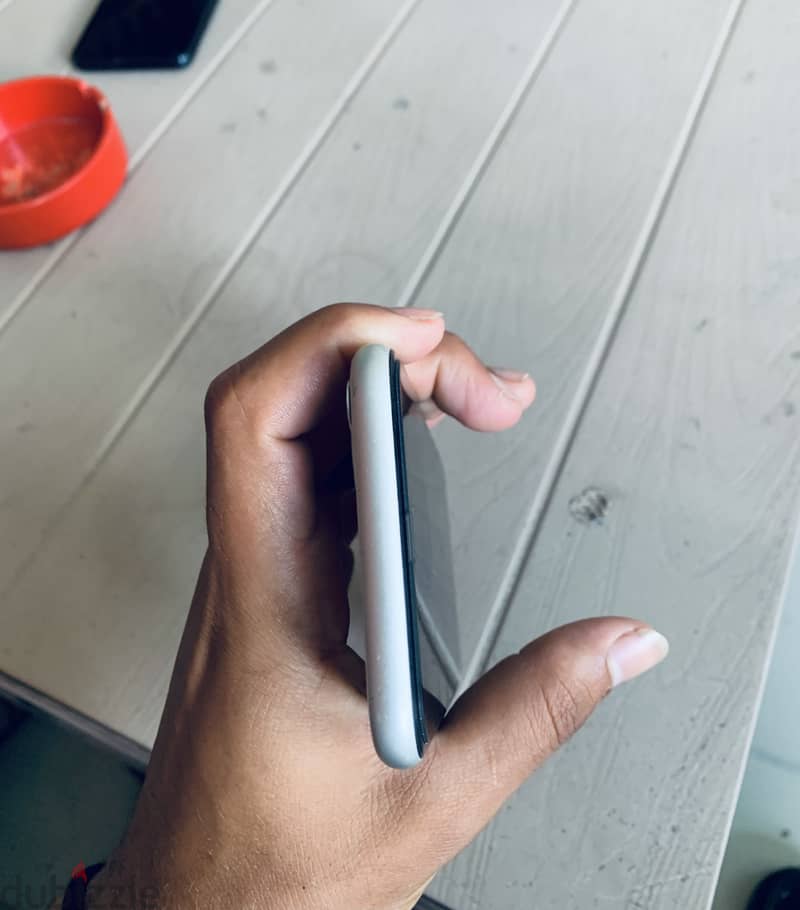 Apple - iPhone 11 3