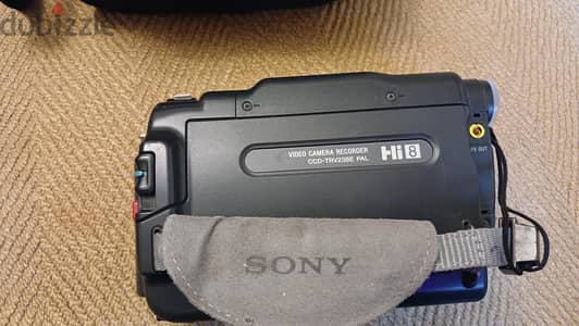 كاميرا فيديو Sony Handycam Hi8 موديل CCD-TRV238E PAL .