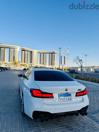 بي ام دبليو 520 2018