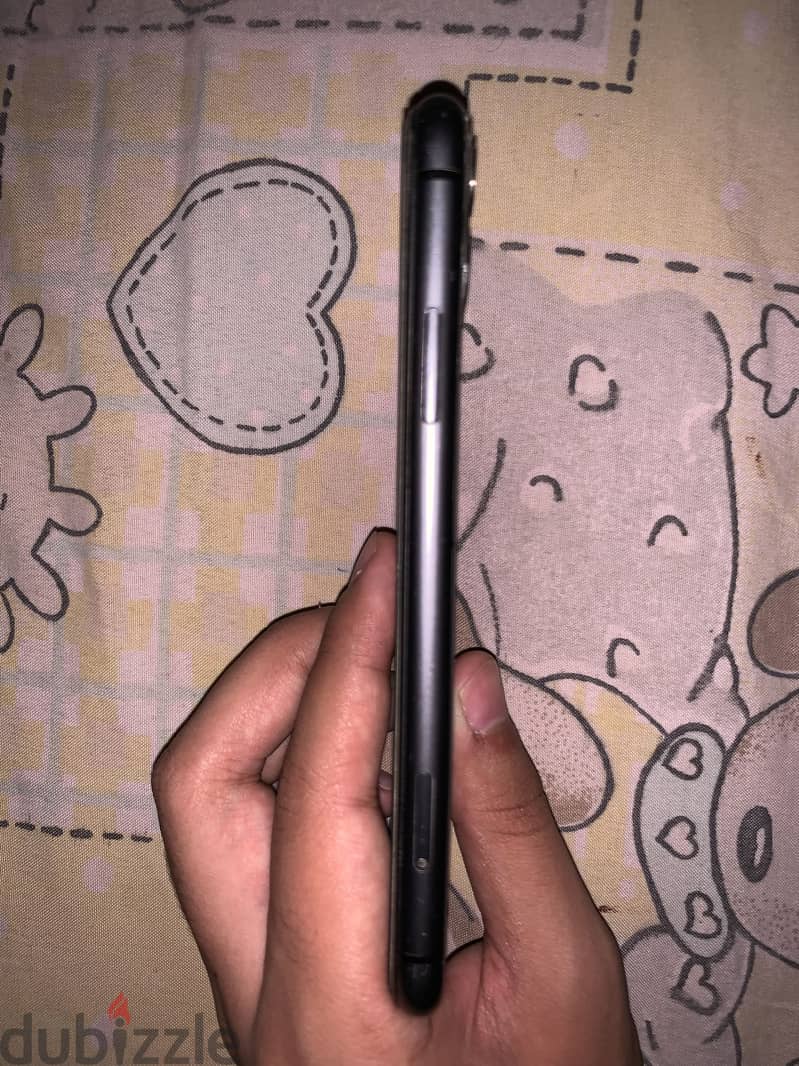 Apple - iPhone 11 1
