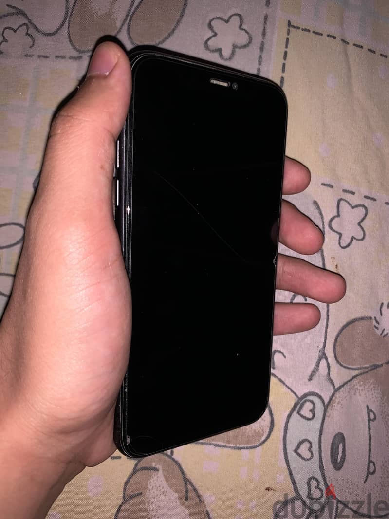 Apple - iPhone 11 8