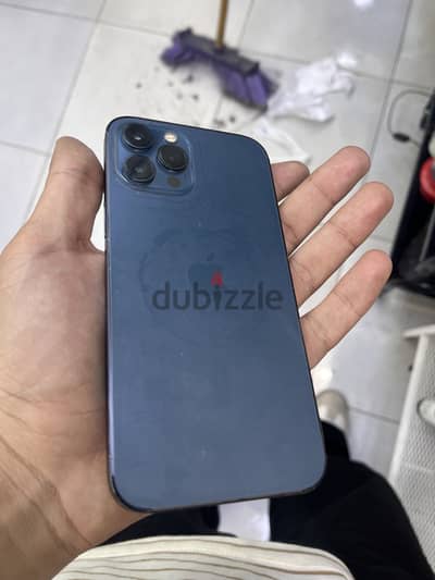ايفون 12 pro max