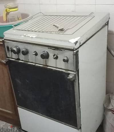 بوتاجاز ٤ عيون للبيع