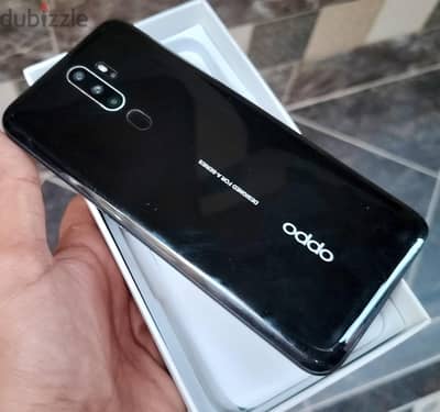 موبايل oppo/ A5 معه العلبه ورأس شاحن مهوله بسعر مناسب جدا