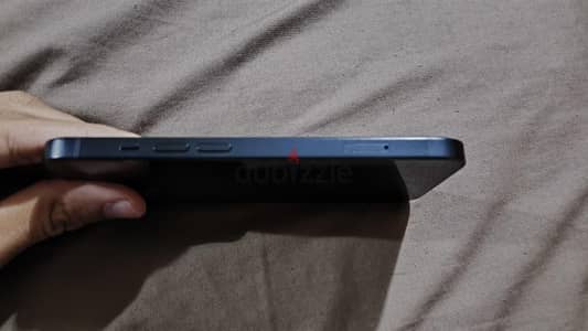 Apple - iPhone 13